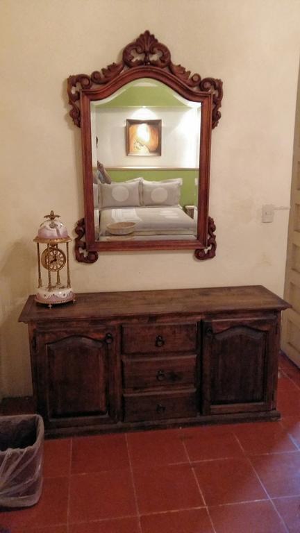 Casa Limonchelo Hotel B&B Морелия Экстерьер фото