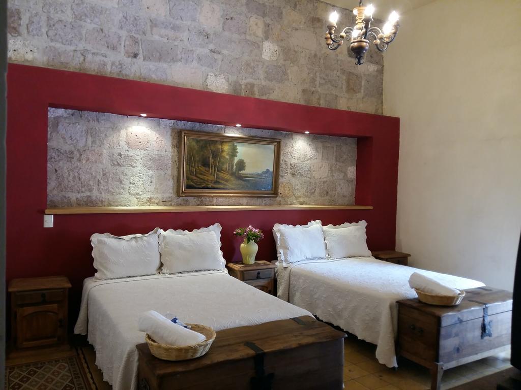 Casa Limonchelo Hotel B&B Морелия Экстерьер фото