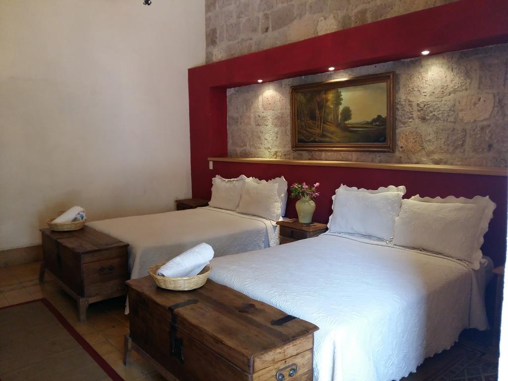 Casa Limonchelo Hotel B&B Морелия Экстерьер фото